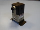 Пневматичен регулатор SMC E/P Regulator EIT202-F003B 0-8Bar