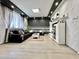 3820. Тристаен, луксозен апартамент за продажба в квартал Каменни, Хасково.