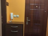 Давам под наем тристаен луксозно обзаведен монолите на апартамент в чисто нова кооперация в Кичук Па