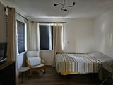 Продавам първи етаж от жилищна сграда в гр. Велики Преслав