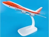 Бойнг 747 самолет модел макет Avianca метален черна кутия пътници на борда