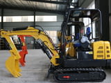 Мини багер 5000 кг. под наем в град София