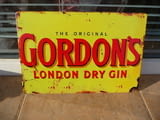 Метална табела Gordon's London dry gin джин тоник бар рок клуб реклама