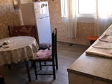 Дава се под наем тристаен апартамент в Кючук Париж