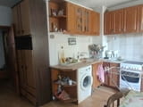 Продавам тристаен апартамент в Кючук Париж