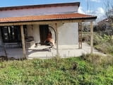 Стара къща с лятна кухня и голям парцел-с. Долно Сираково, обл.Хасково